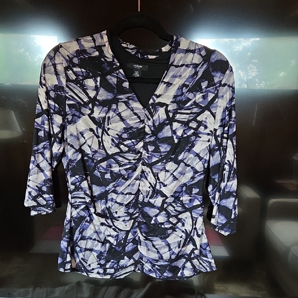 Alfani Women's Artistic Print Blouse - Black and Blue